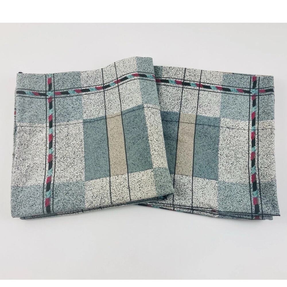 2 Vtg Westpoint Stevens King Size Pillowcases 90s Geometric Black Green Speckled